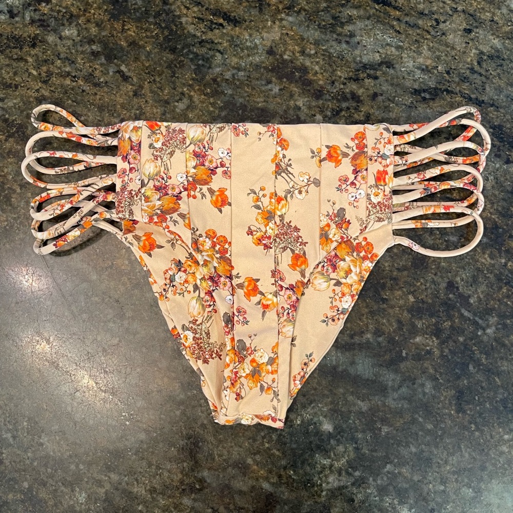 Boys + Arrows bottoms in Steel Magnolia
